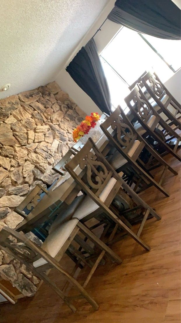 Dinning Table
