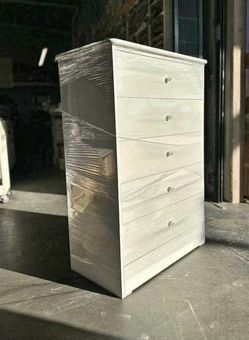 Five Drawers Dresser