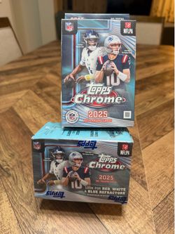 🔥 HARD TO FIND – Topps Chrome 2025 NFL Blaster + Hanger – Sealed 🔥