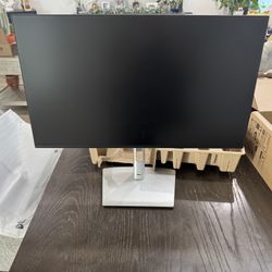 24 Inch Dell Monitor
