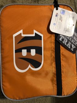 Lunchboxes. See description