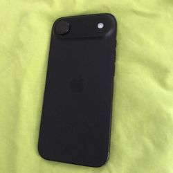 iPhone 17 Air Black Unlocked Bonus New Case & Screen Protector 