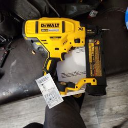 Dewalt, 18GA BRAD NAILER, BRUSHLESS 20V XR