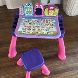 VTech desk and stool