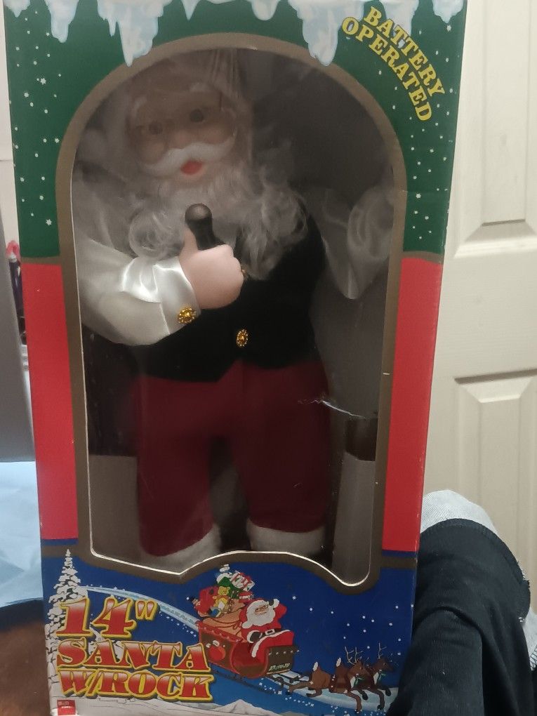 Battery Operated 14 Santa Rock Never Opened