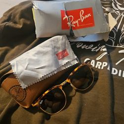 Ray Ban ClubMaster Glasses RB3016