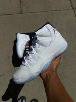 Jordan 11 (Legend Blue)