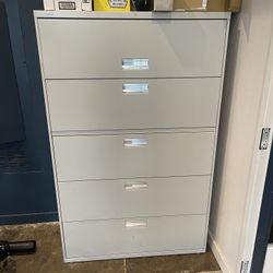 Commercial File Cabinet 