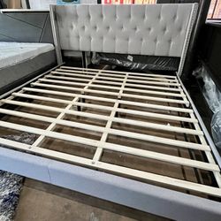 🔥 King Comfort. No Box Spring. No Rails. No Worries ⭐️ New Beauty King Size Bed / Also Available In Queen On Clearance Sale⭐️ $0 Down Financing ⭐️