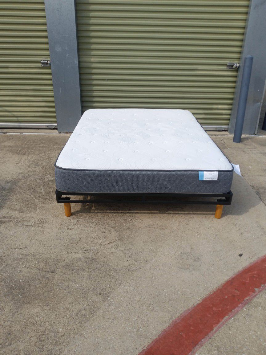 New Full Size Mattress and Bedframe by Sealy, Excellent  Condition 
