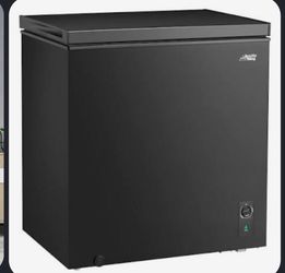 Artic king freezer chest black 7 cubic feet
