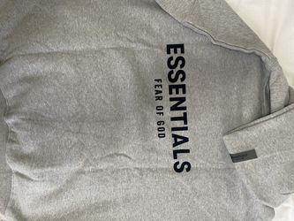 Essentials - Men’s Sweater - Size S