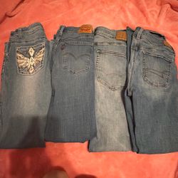 4 pairs of jeans