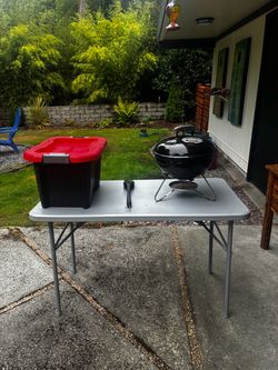 Grilling kit (charcoal) w/folding table $40