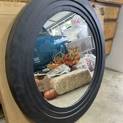 Round Wall Mirror