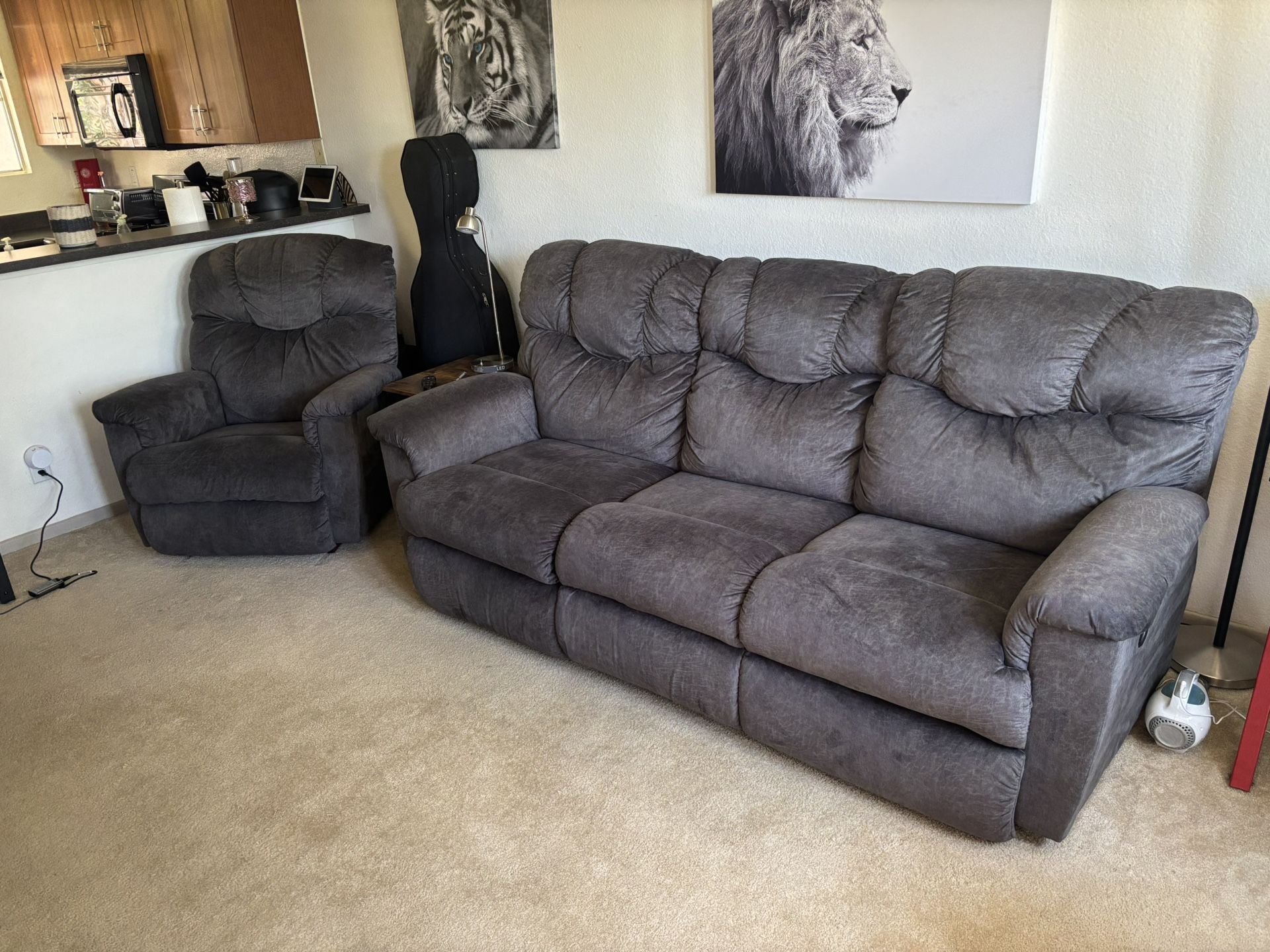 La Z Boy Recliner Sofa And Chair