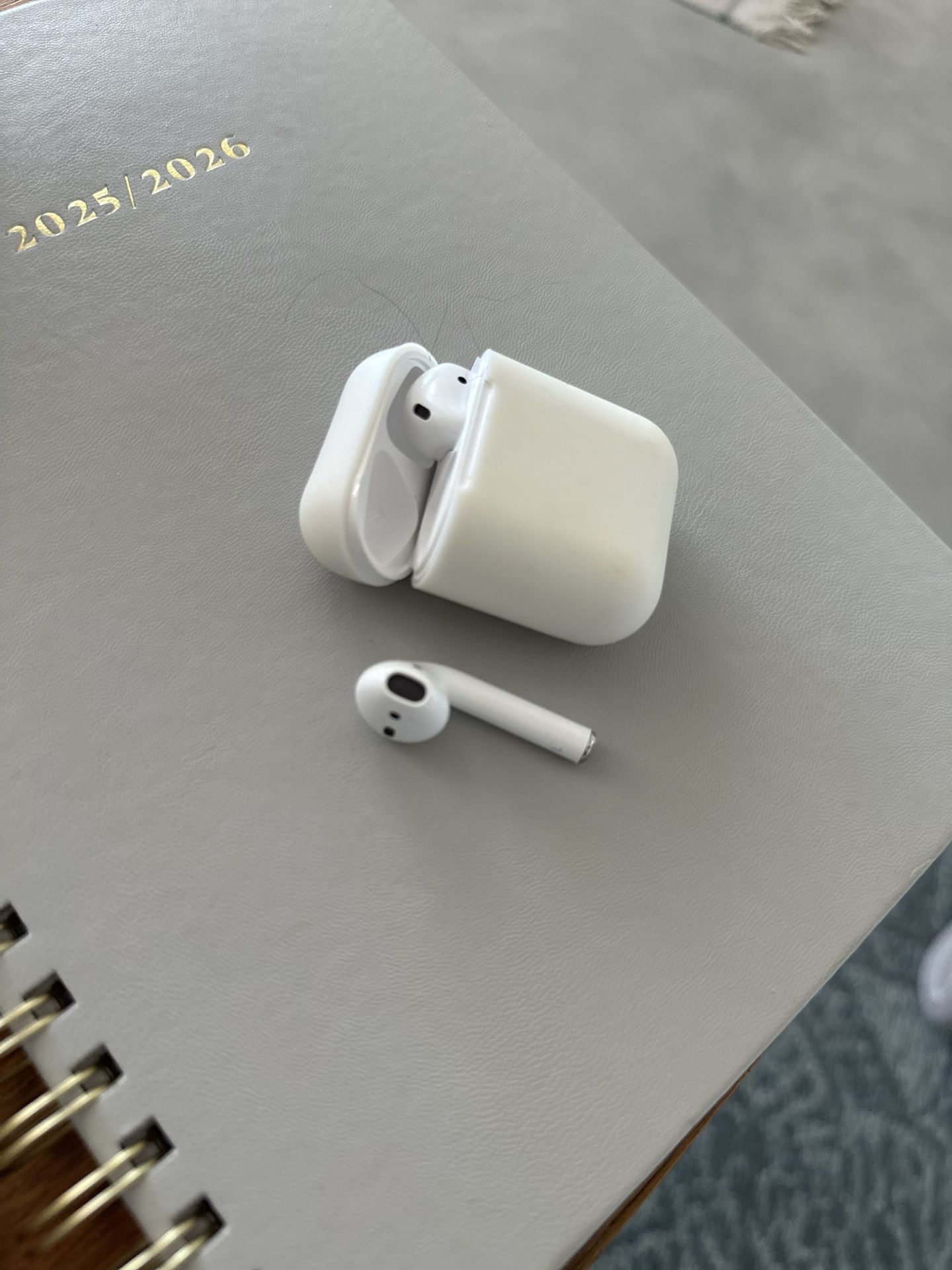 AirPods w/ Charging Case – Good Condition