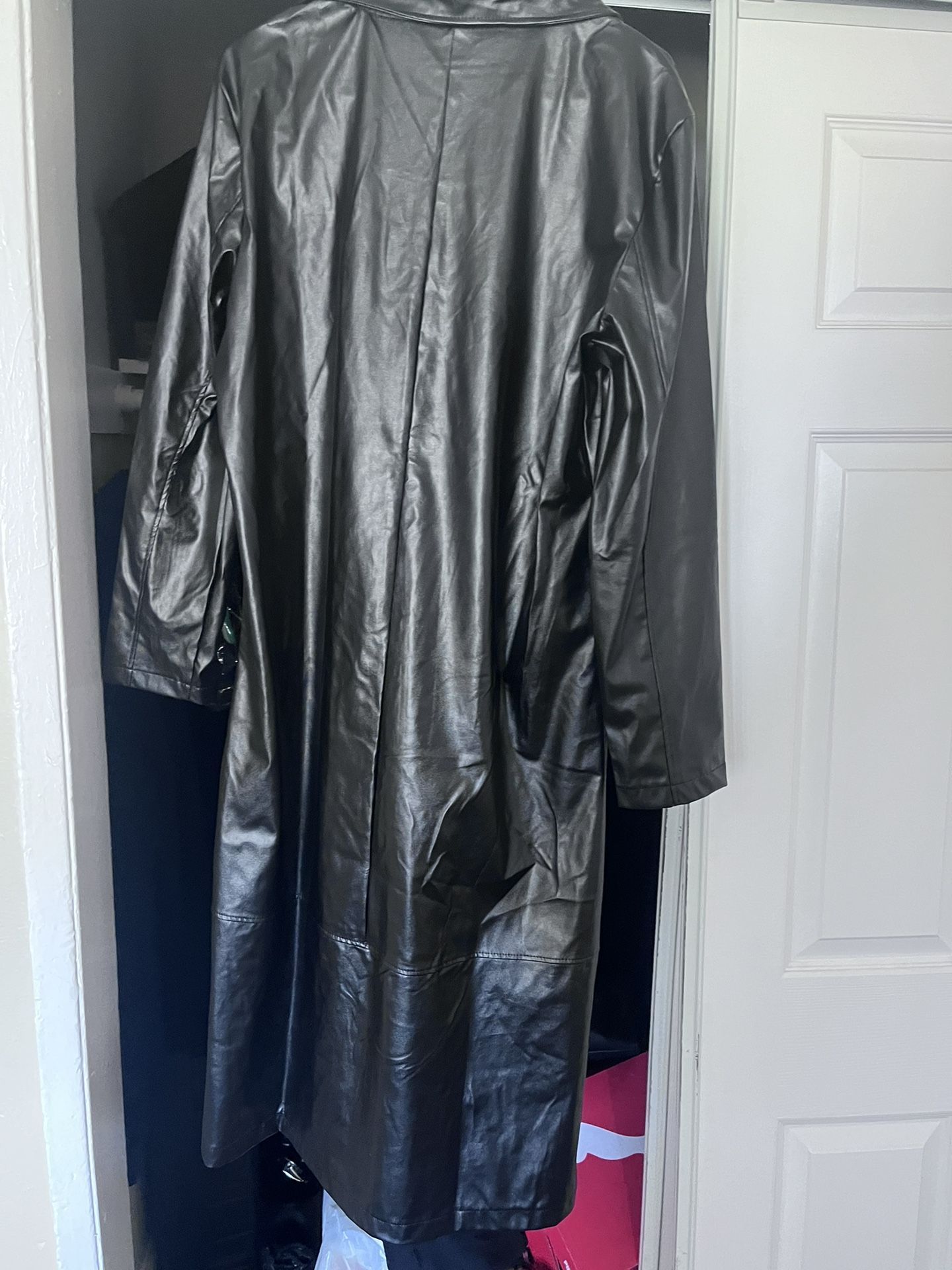 Faux Leather Trenchcoat Size Small Adult