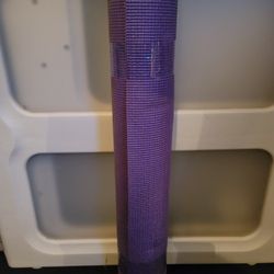 Yoga Mat Like New