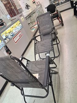 2x zero gravity lawn chairs