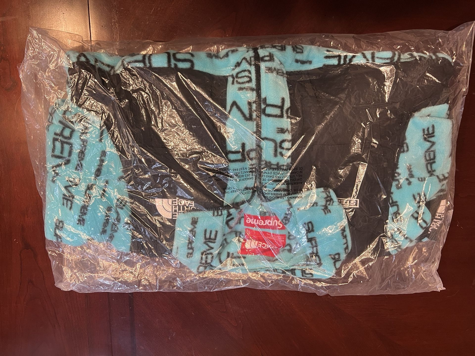 NORTH FACE X SUPREME sweater