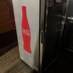 Coca Cola mini  fridge