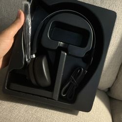 🎧 RownFusny R03-P Computer Headset – Wireless with Mic & Charging Stand 