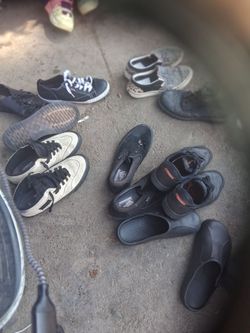 Mixed Lot of Used Shoes