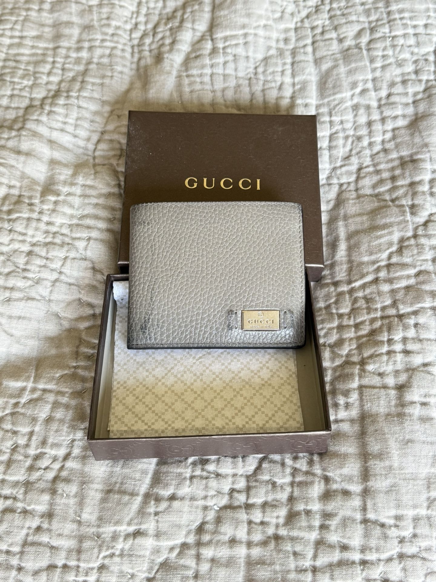 100% Authentic Men’s Gucci Wallet Used Can Meet In Gucci Store To Authenticate If Needed