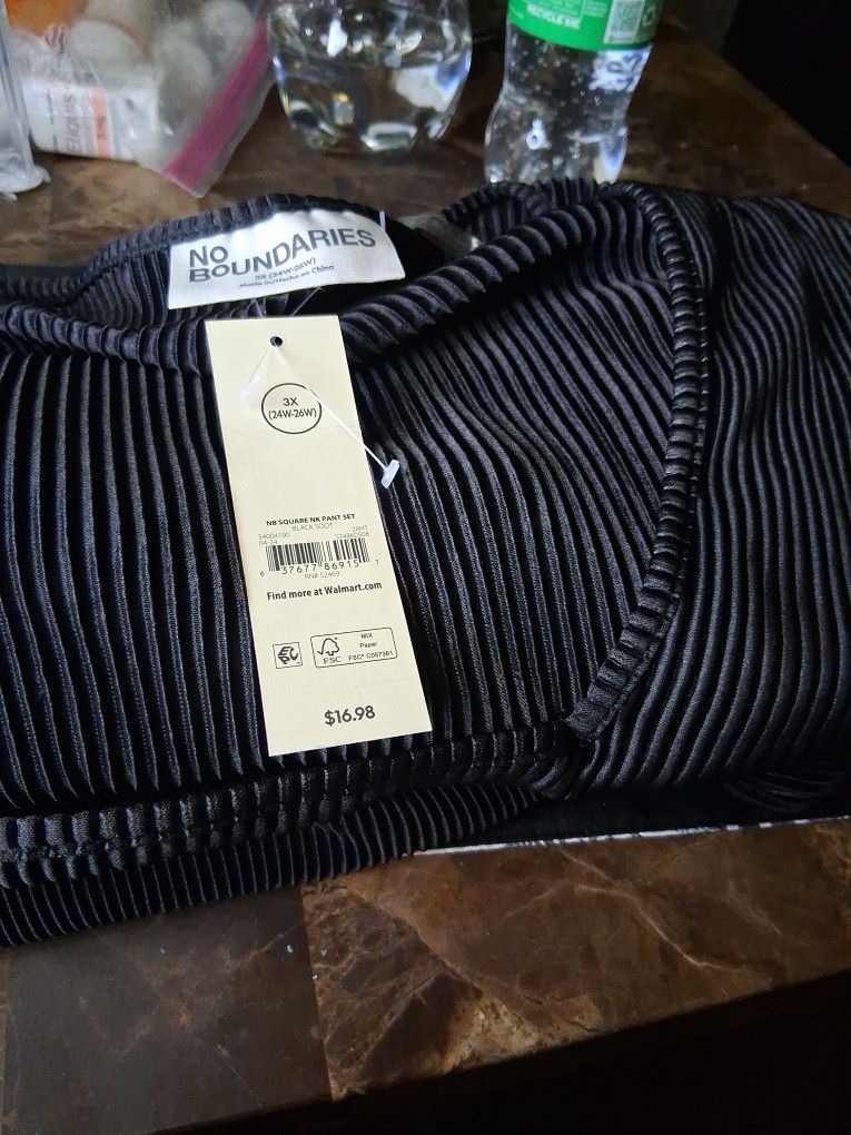 2 Piece No Boundaries  Set