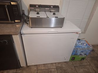 Deep freezer