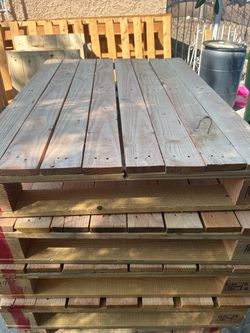 Heat treated wood pallets