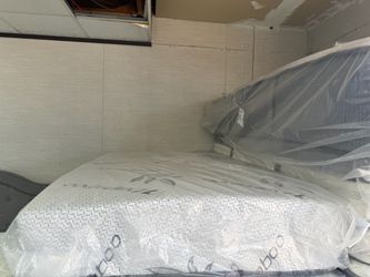 Twin mattress regular new