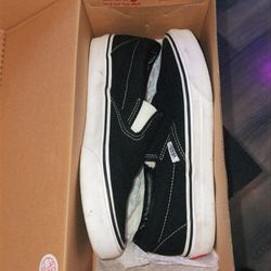 Vans classic slip on