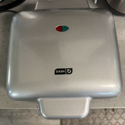 Dash Waffle Maker