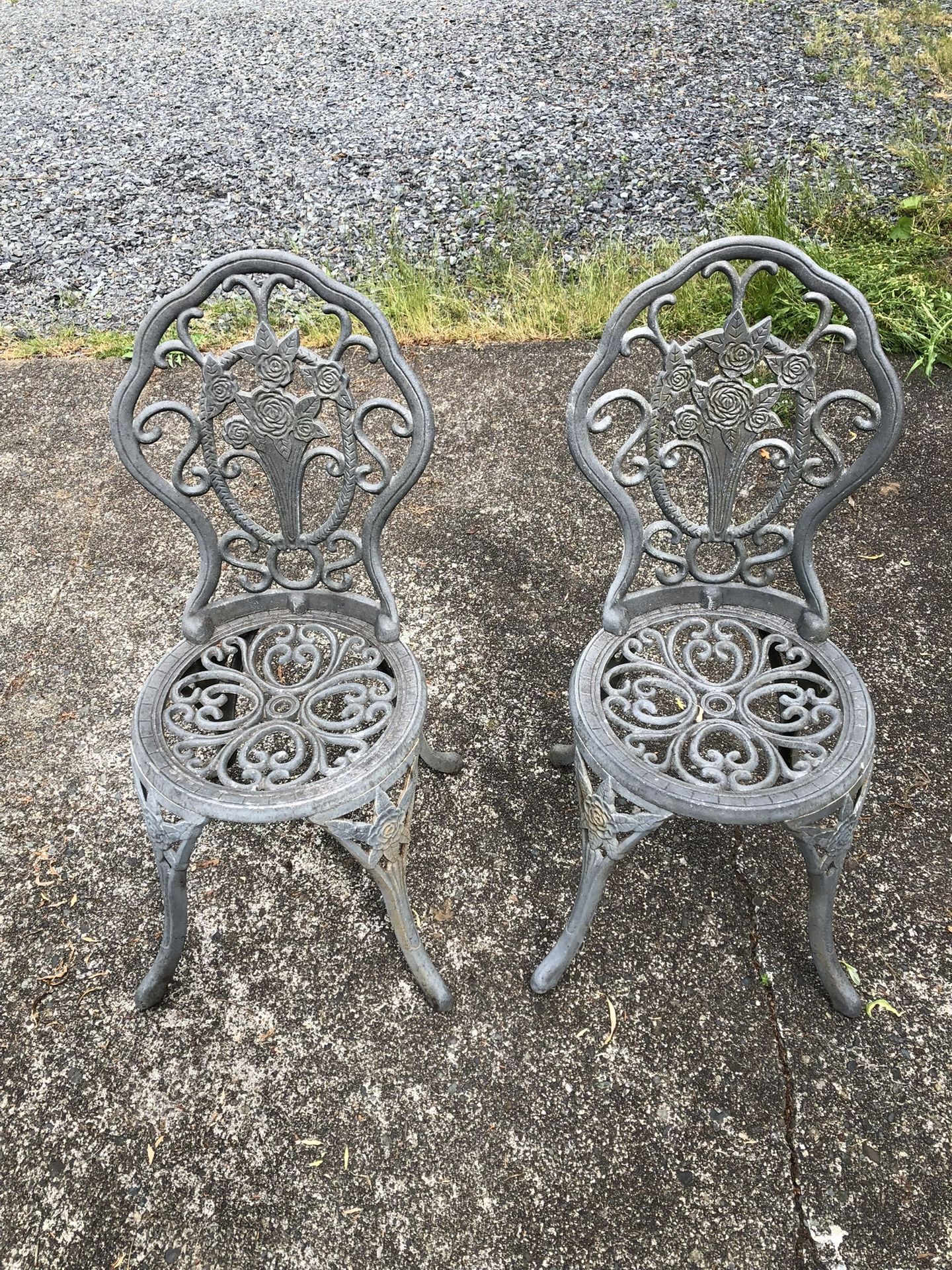 Set Of 2 Aluminum Outdoor Chairs