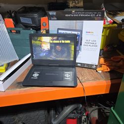 Portable DVD Player
