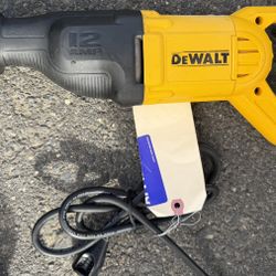 DEWALT 12 Amp Corded Variable Speed Reciprocating Saw