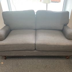 Shuyou Furniture Grey 2-Seat Couch Loveseat $125 64” x 35” x 35”