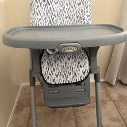 Baby/Toddler High Chair (Graco)