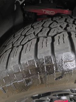 Toyota wheels 18 inch OEM.