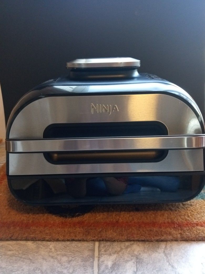 Ninja Foodi Smart XL Indoor Grill & Air Fryer