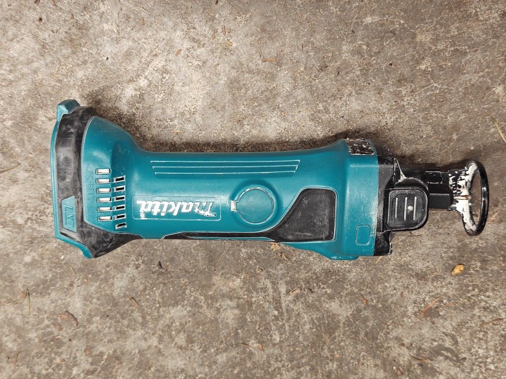 Makita 18 Volt Roto zip