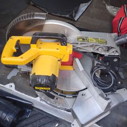 Dw710 compound miter saw 12 inch