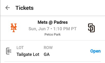 Padres vs mets parking