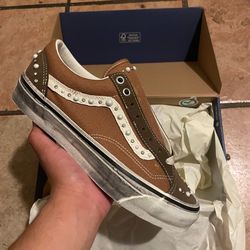 Pearlized Brown Vans