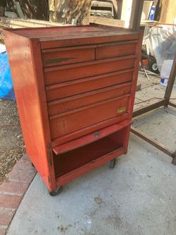 Vintage Lumidor roll away tool box