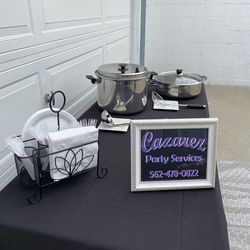 Meseros / food server’s / waiters.