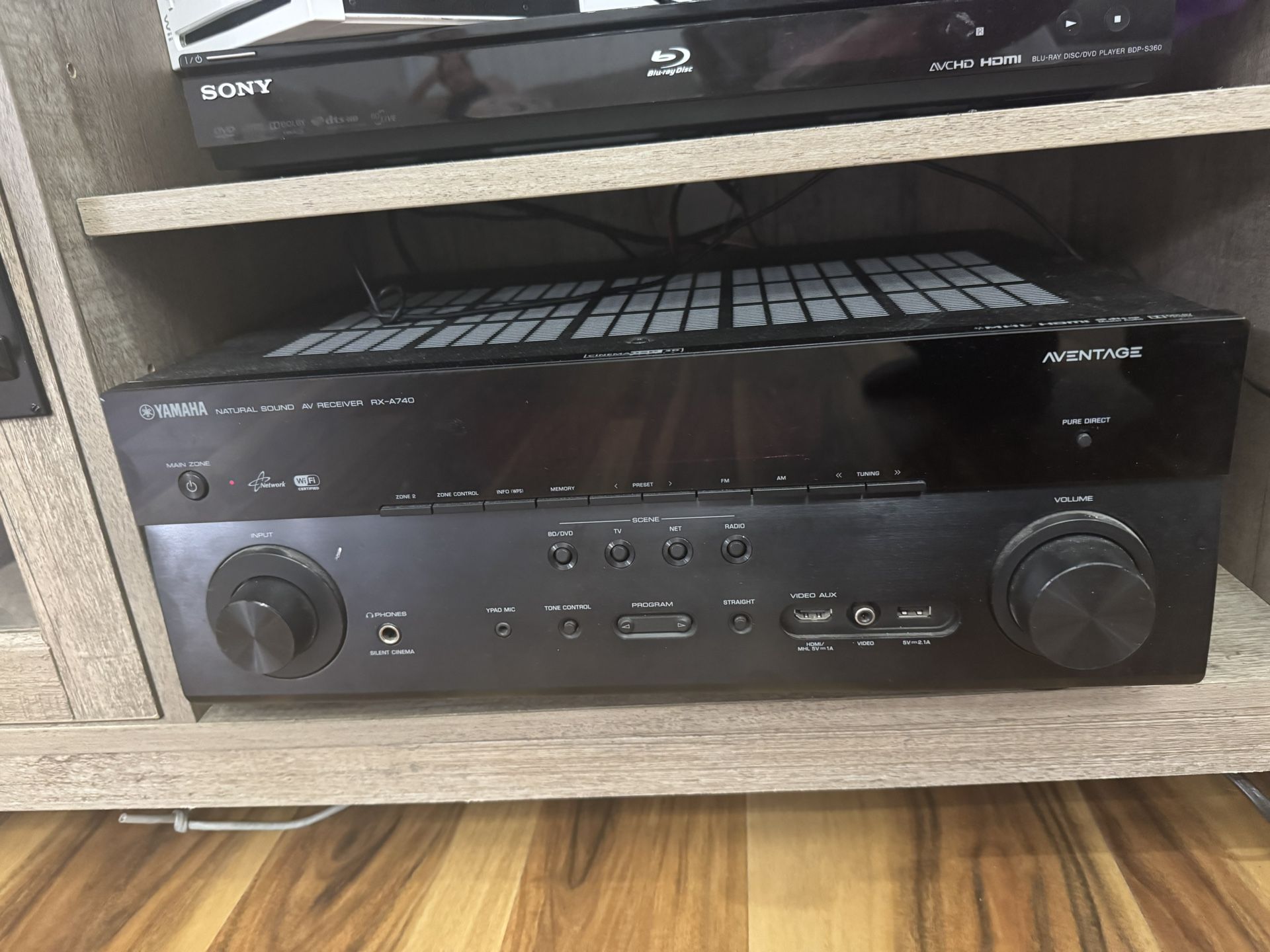 Yamaha AX-A740 Receiver + 7 Polk Audio Speakers & Subwoofer 