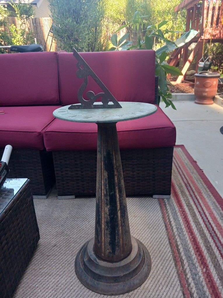 Sundial Virginia Metalcrafters Vintage.